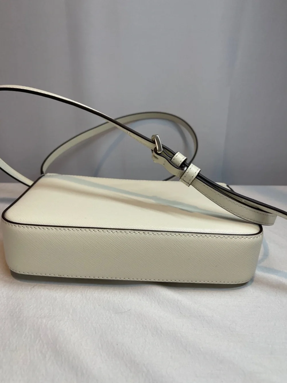 Kate Spade Sadie Envelope Crossbody Ivory Saffiano Leather Bag